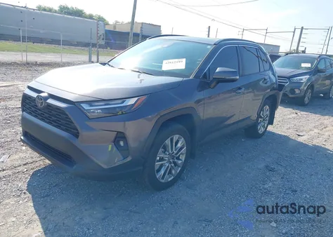 2024 Toyota Rav4 Xle Premium z USA, uszkodzony, nr VIN 2T3A1RFV1RC430770